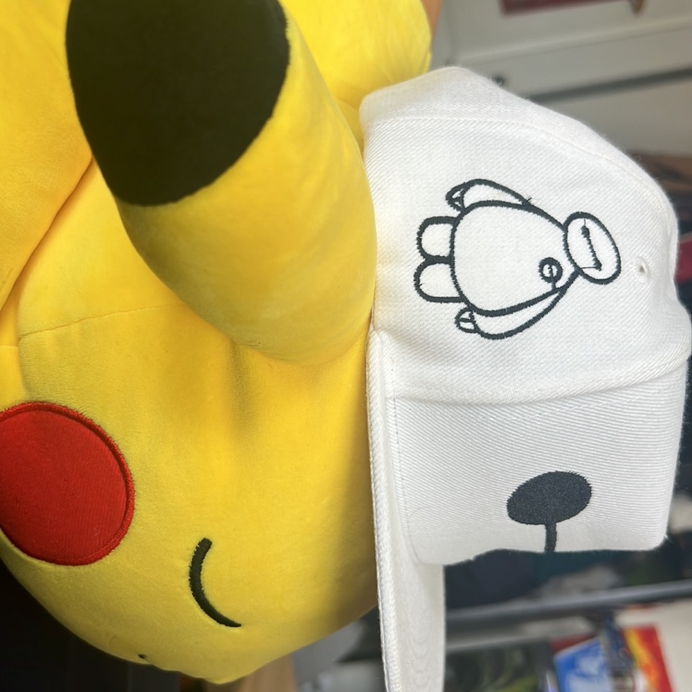 Baymax White SnapBack - Picture 2 of 4